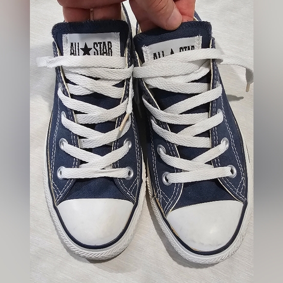 Converse 🔥SALE - Picture 2 of 6